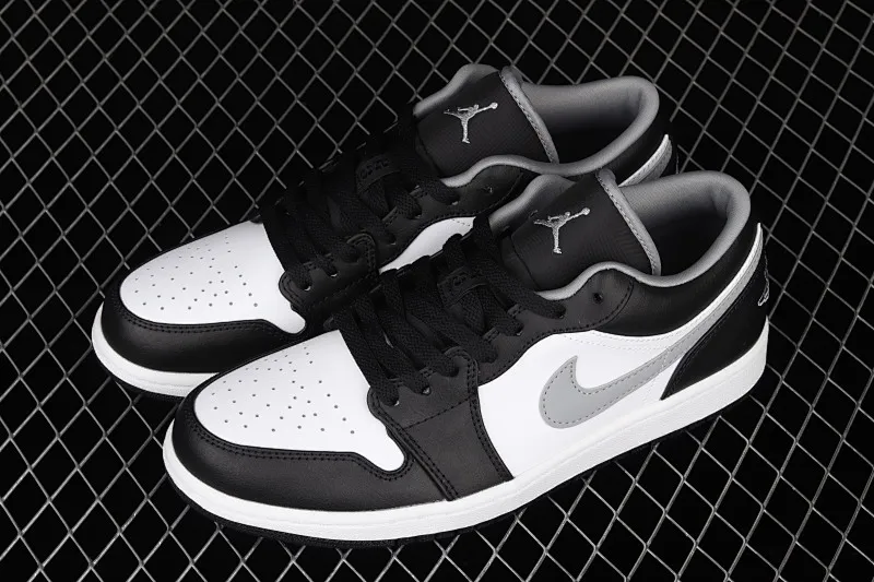 All categories Air Jordan Jordan series basketball shoes Air Jordan 1 Low G version pure original Air Jordan 1 Low AJ1 Joe 1 black and white gray low-top cultural leisure sports sneakers 553558-040